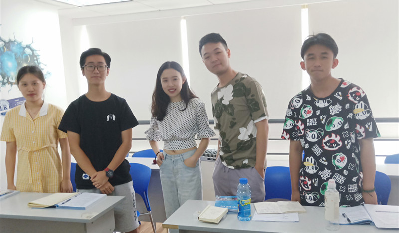 俄語(yǔ)出國(guó)班（舒加老師）