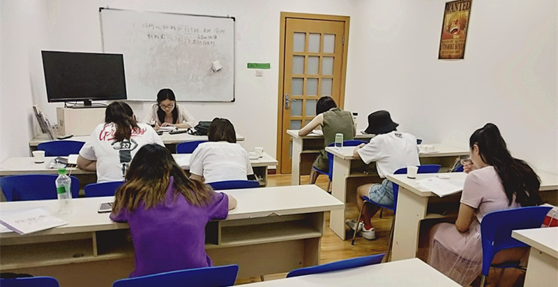 日語(yǔ)N4周末班（劉老師）